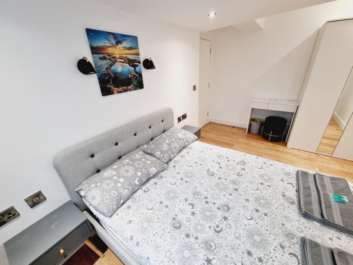 Lmk, Spacious 1 Bedroom Ground Floor Apartment, Ev Charger, Free Parking Wi-Fi, Great Location Belfast Exterior foto